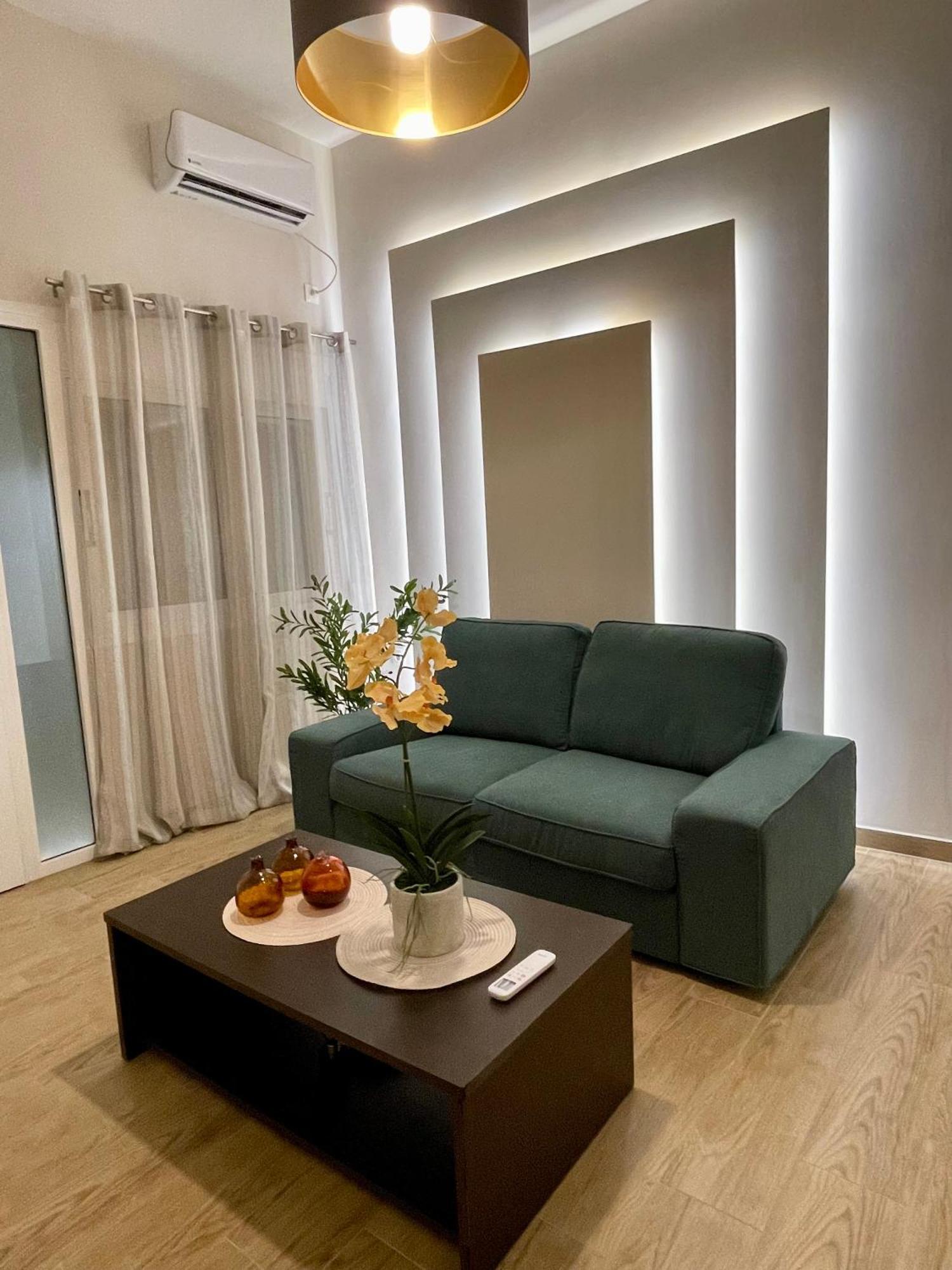 Emerald Luxury Apartments - Ath Airport Szpáta Kültér fotó