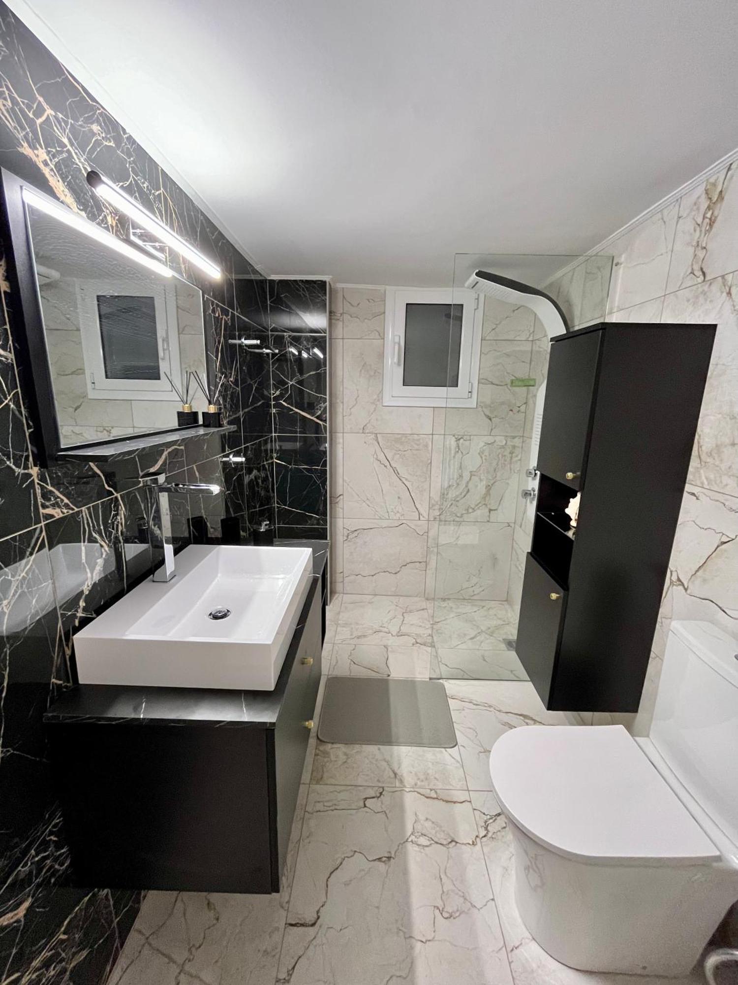 Emerald Luxury Apartments - Ath Airport Szpáta Kültér fotó
