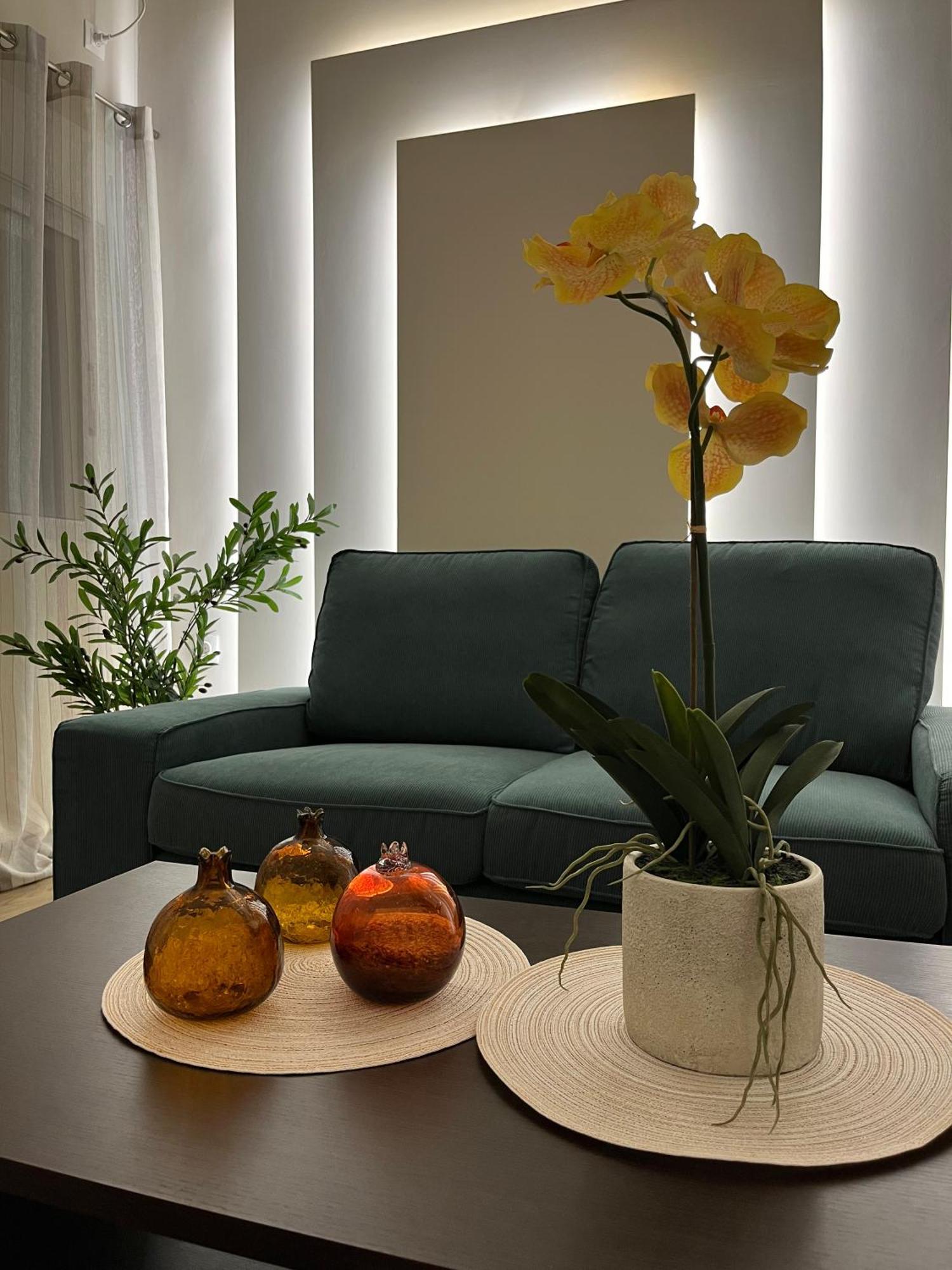 Emerald Luxury Apartments - Ath Airport Szpáta Kültér fotó